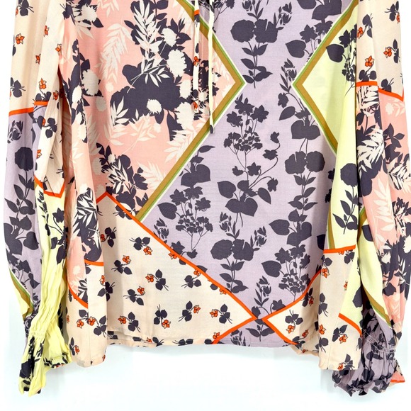 NWT Sanctuary Fade Into You Floral Blouse Sz M Patchwork Long Sleeve Multicolor - Picture 5 of 12